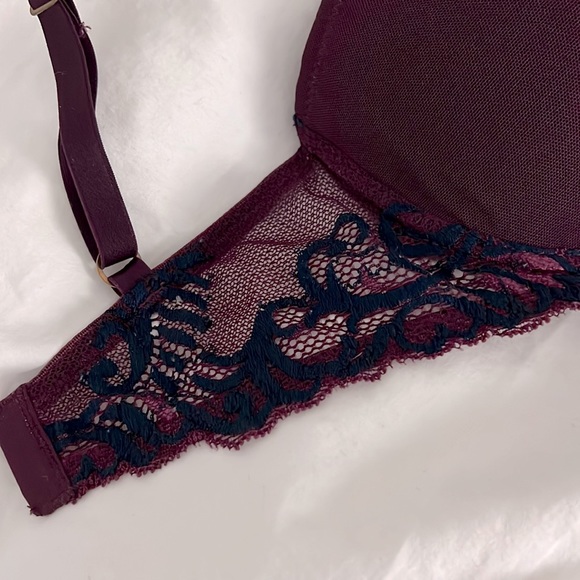 Natori Feathers Contour Plunge Bra 32D - Picture 4 of 10